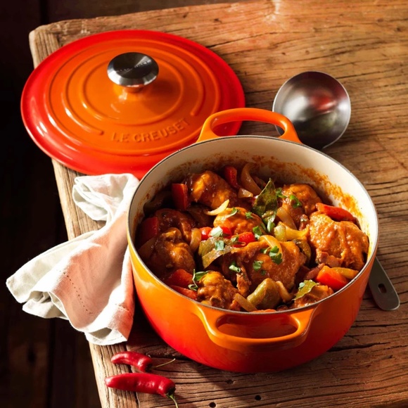 Le Creuset Dutch oven NIB - Picture 1 of 13